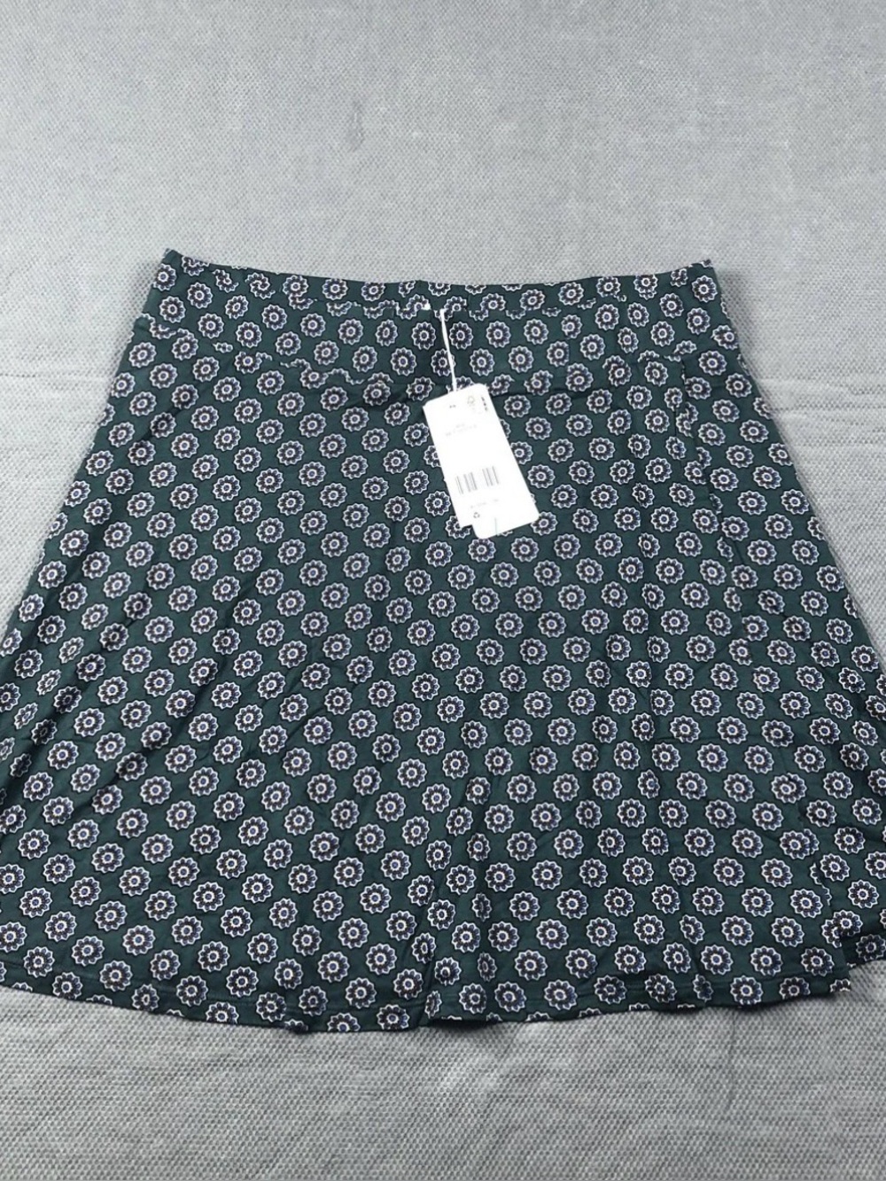 Boden  Printed A-Line Mini Skirt in Dark Green with Floral Motif